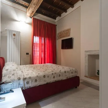 Tra Le Piazze Del Centro Torino